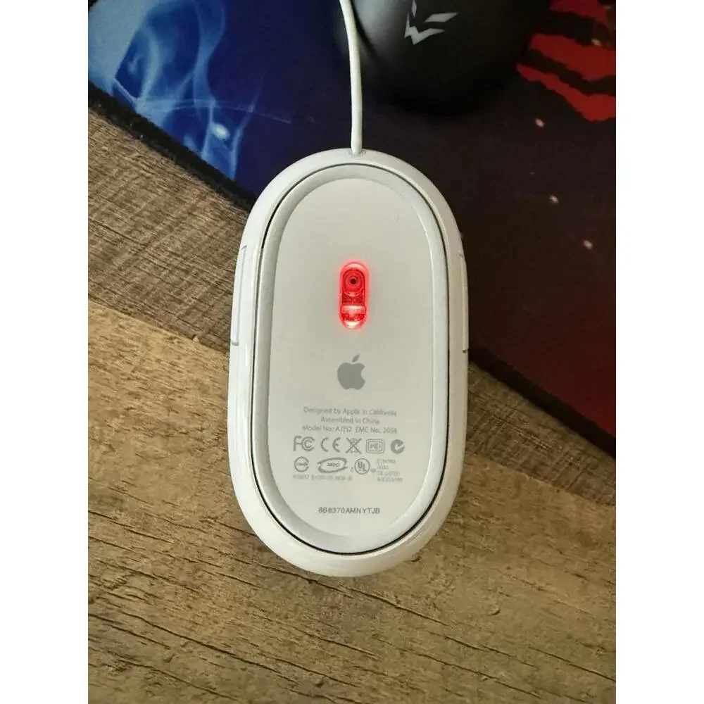 Apple Mighty Mouse A1152 USB Wired Optical Mouse White Vintage